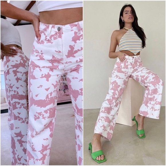 1 LEFT! Pink Ivory Cow Print High Rise Wide Leg 4 Pocket Denim Jeans - Picture 2 of 5
